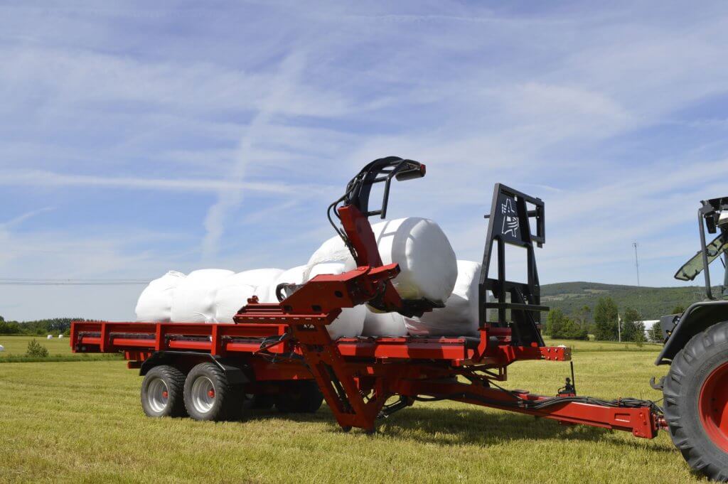 Anderson Bale Trailer | Model RBM Pro 1400 & 2000 | Width 8' 4" | Horsepower 130+ HP | For Tractors