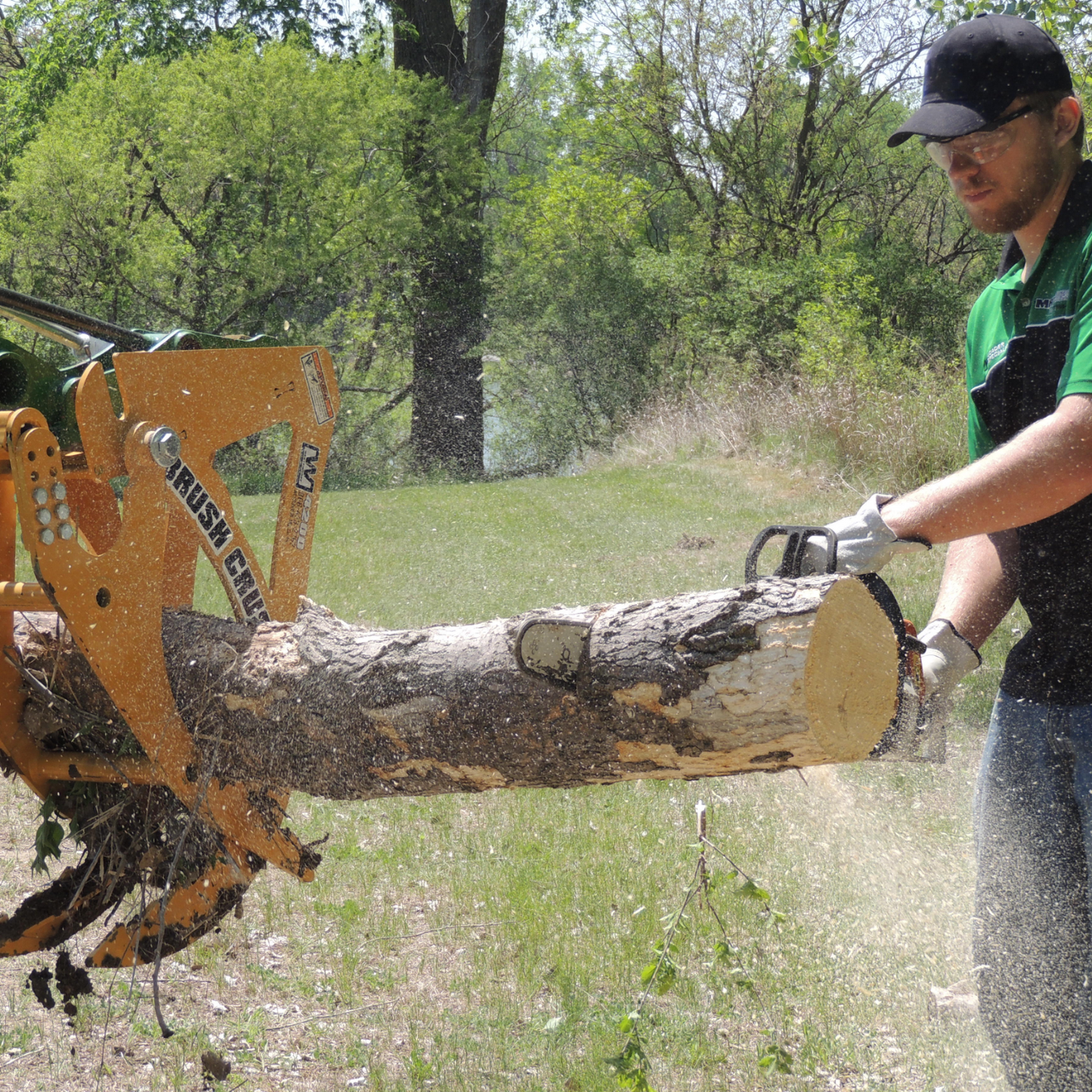 Westendorf Brush Crusher | Model 4200-GREEN | Hydraulic-Free Grapple | JDQA 100–400 Series | 20–50 HP | For Tractors
