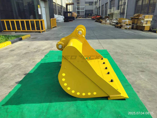 Bedrock Attachments Cleaning Bucket | Width 60" | Capacity 0.74 CU M | Machine Size 10-14 Tons | For Excavators CAT 312