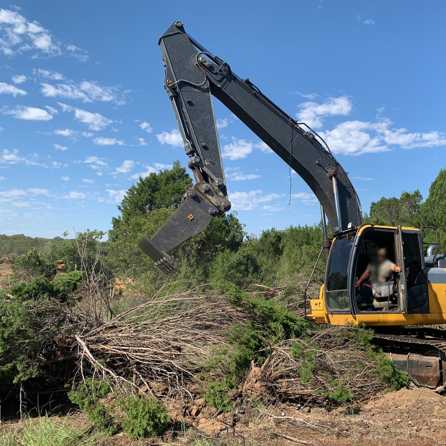 Rockland Grubber with Bolt-On Edge for Excavator