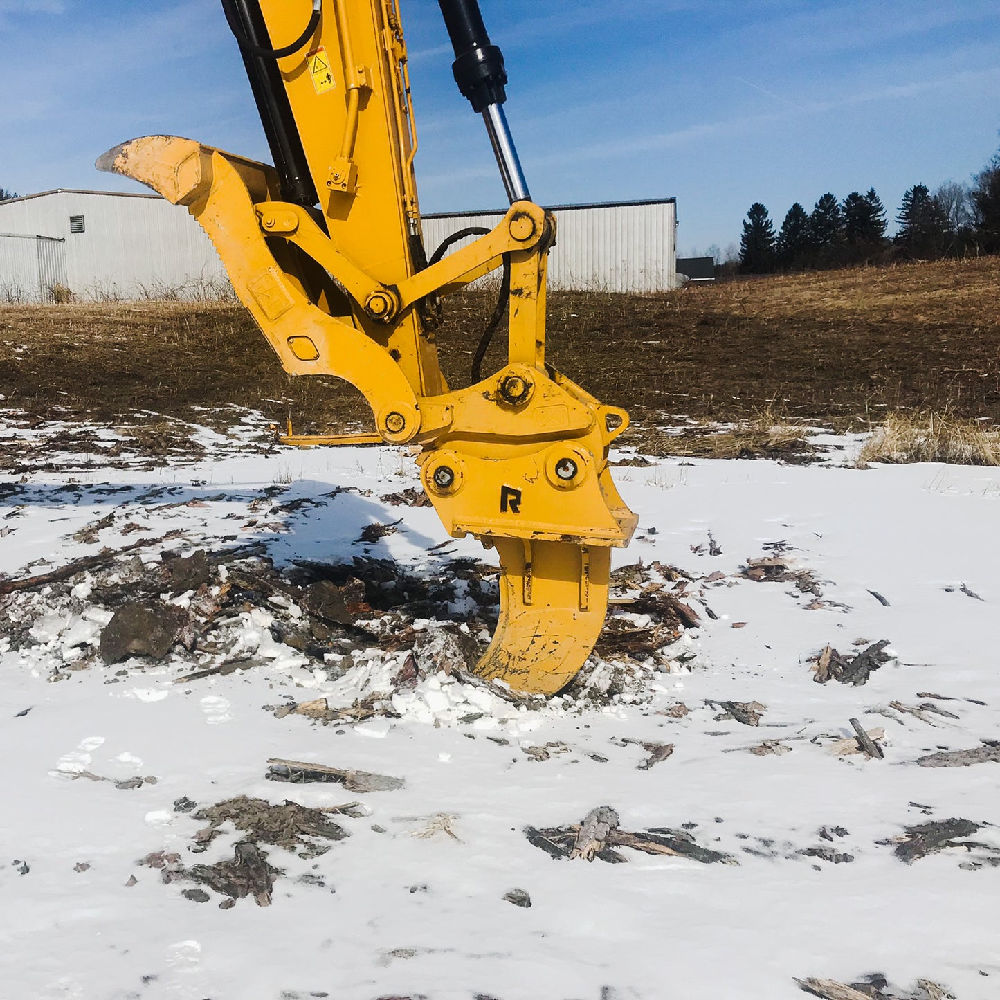 Rockland Standard Duty Ripper | AR400 Abrasion-Resistant Steel | Medium to High-Impact Operation Range | For Excavators