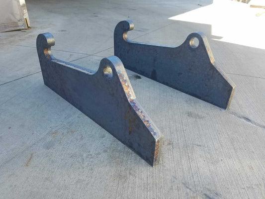 Express Steel | Mounting Accessories | Model Cat IT28 Female Adapter Blanks | SKU 81 | Width 34.5" | Hydraulic Flow 20 To 35 GPM | For Loaders & Skid Steers