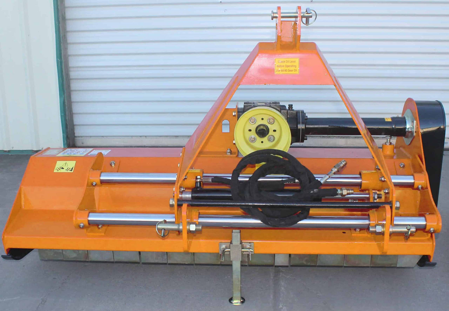 Farmer Helper | Heavy Duty Flail Mower | Model EFGC Series | Width 41" To 77" | Horsepower 20 To 65 HP | For Tractors