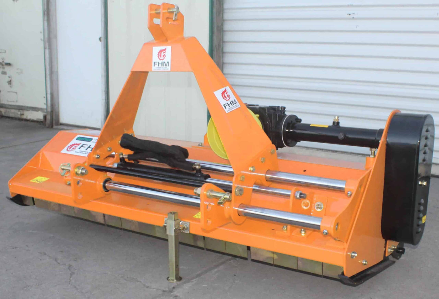 Farmer Helper | Heavy Duty Flail Mower | Model EFGC Series | Width 41" To 77" | Horsepower 20 To 65 HP | For Tractors