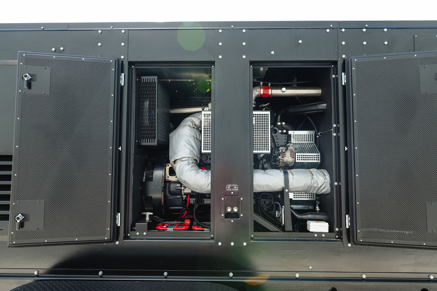 TecnoGen Mega Silent Series 185kW 230kVA FP230FQ Generator