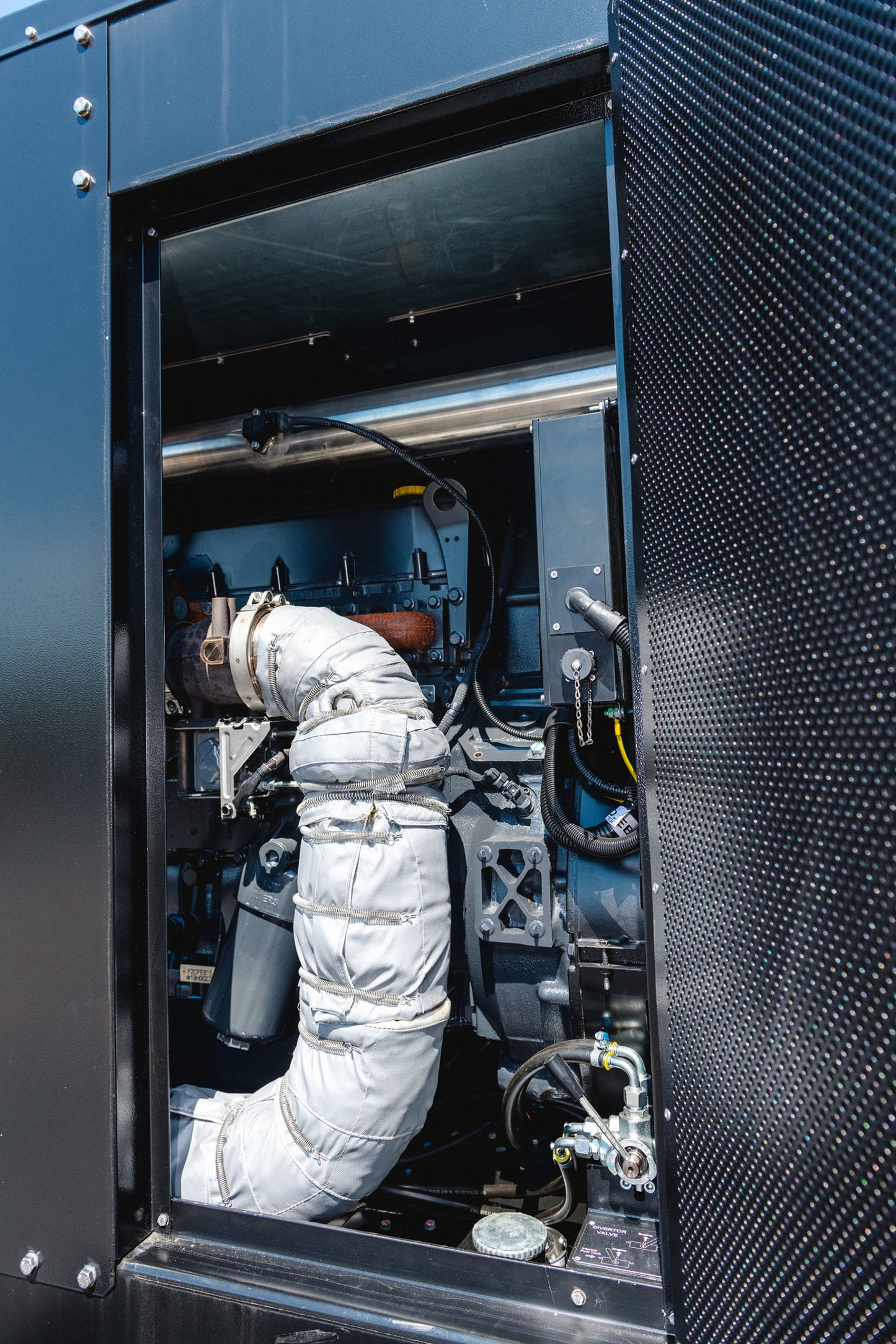 TecnoGen Mega Silent Series 276kW 350kVA FP350FQ Generator