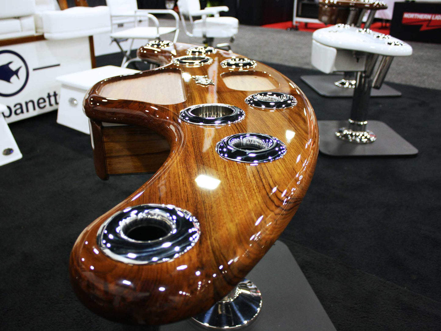 Pompanette | Manta Series 8 Rod Rocket Launcher | Fishing Accessories