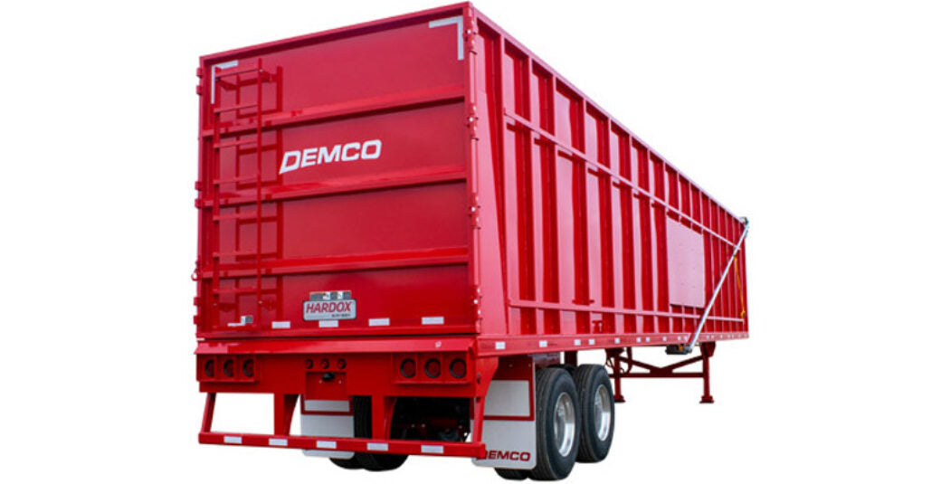 Demco Gondola Scrap Trailers | 48' Trailer Length | Capacity 113 cu yd | Tare Weight 20,000 Pounds | Horsepower 350–400 HP | For Tractors