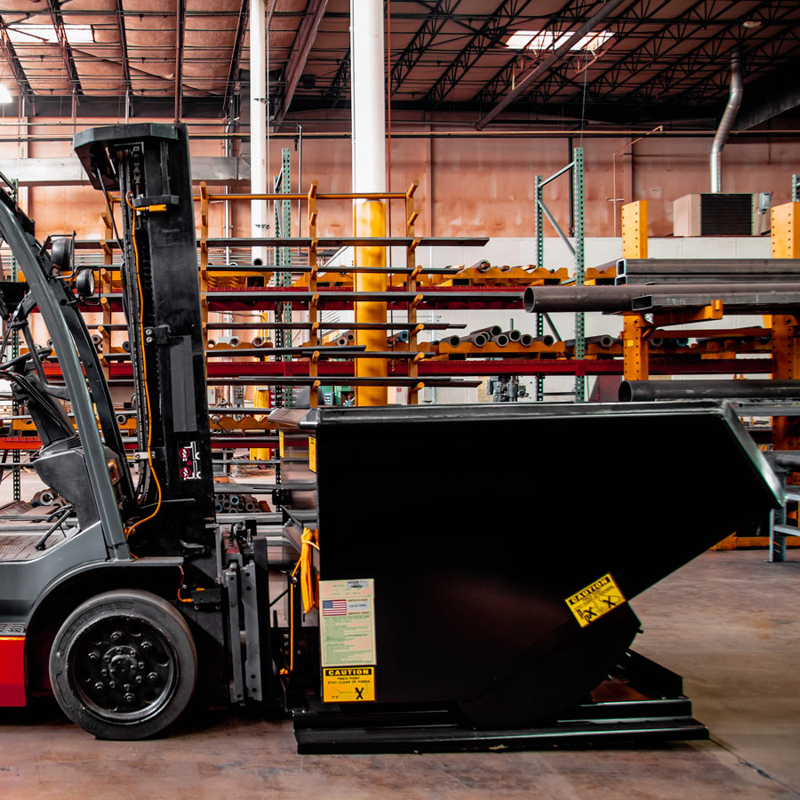 Arrow | Heavy Duty Trash Hopper | HP-6000 Series | 1-2.5 Cubic Yard Capacity | 41.5" To 59.5" Width | Hydraulic Flow Range 10-40 GPM | For Skid Steers