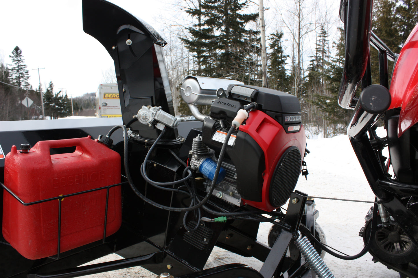 Bercomac Universal Mount 66" Vantage Snowblower | Engine 22 HP Honda | For ATV/UTV