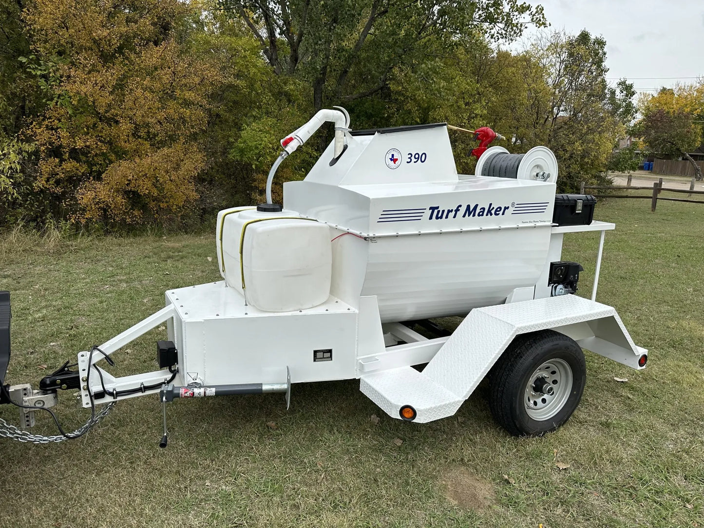 TurfMaker Hydroseeder | Model 390 (Hydraulic) | Total Capacity 390 Gallons | Skid Frame Width 47" | Single Axle Trailer Option