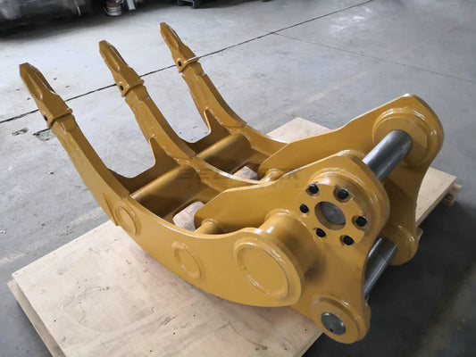 Bedrock Attachments Rake | Model EK-CB36 | Width 44" | Pin Size 90mm | Weight 680kg | CB Linkage | For Excavator