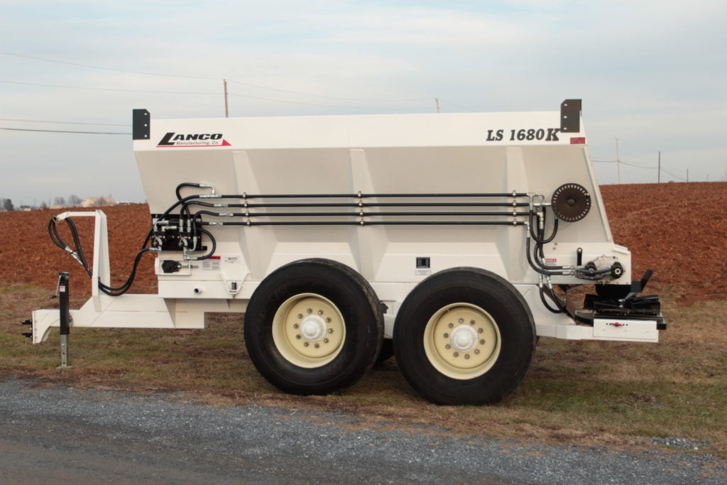 Lanco Spreaders K-Model LS-1150K, 1650K & 1680K Spreaders | Gross Weight 9 Tons & 12 Tons | Capacity 160-216 cu.ft. | For Tractors