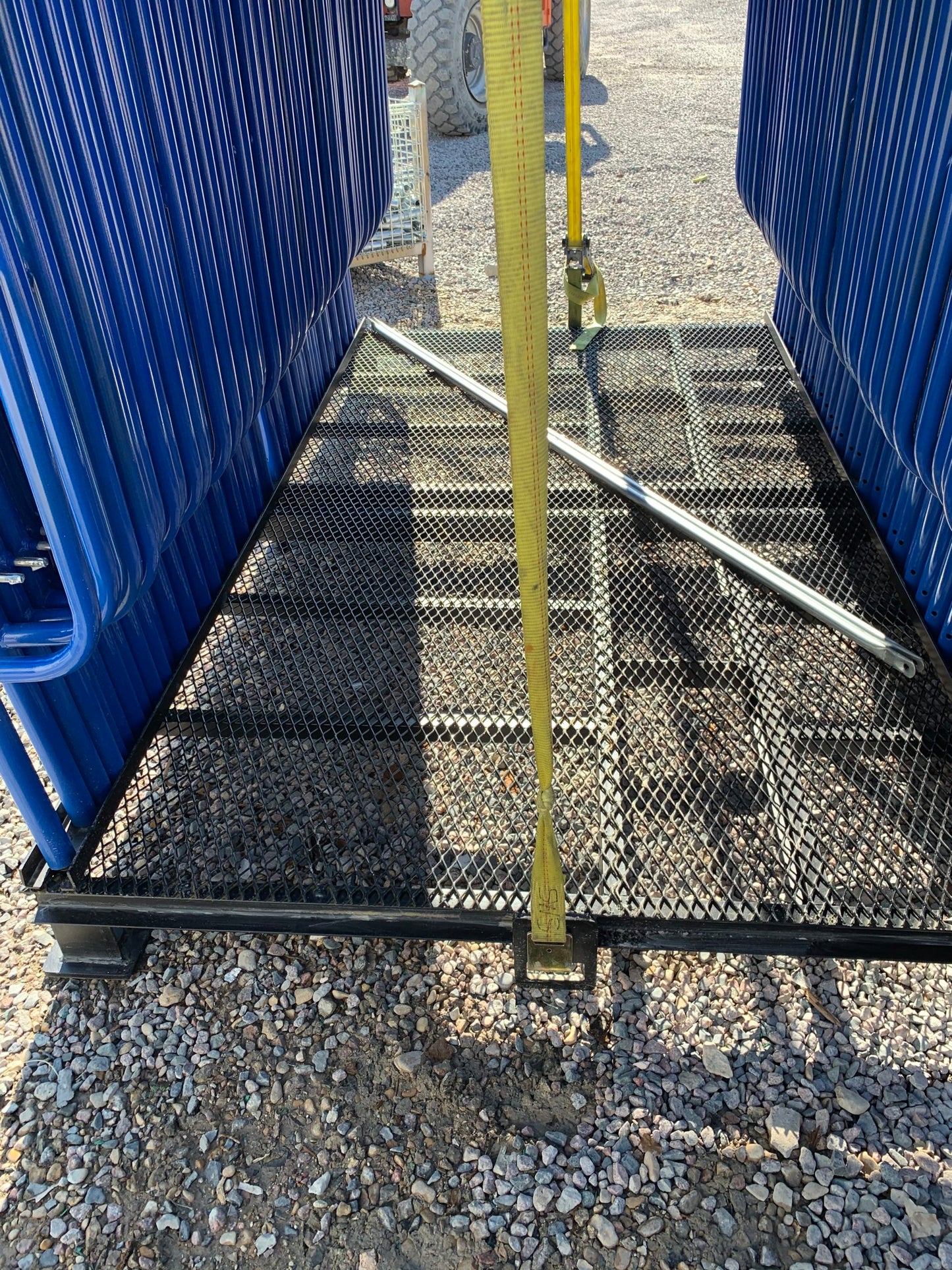 Star Industries Scaffold Pallet | Holds 25 Frames | Width 5.5′