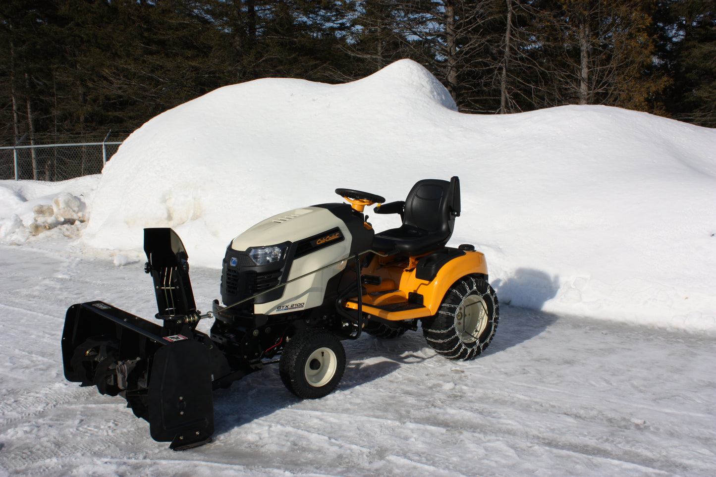 Bercomac Snowblower Berco 44" Northeast | 16 to 28HP | For Tractor & Lawn Mower
