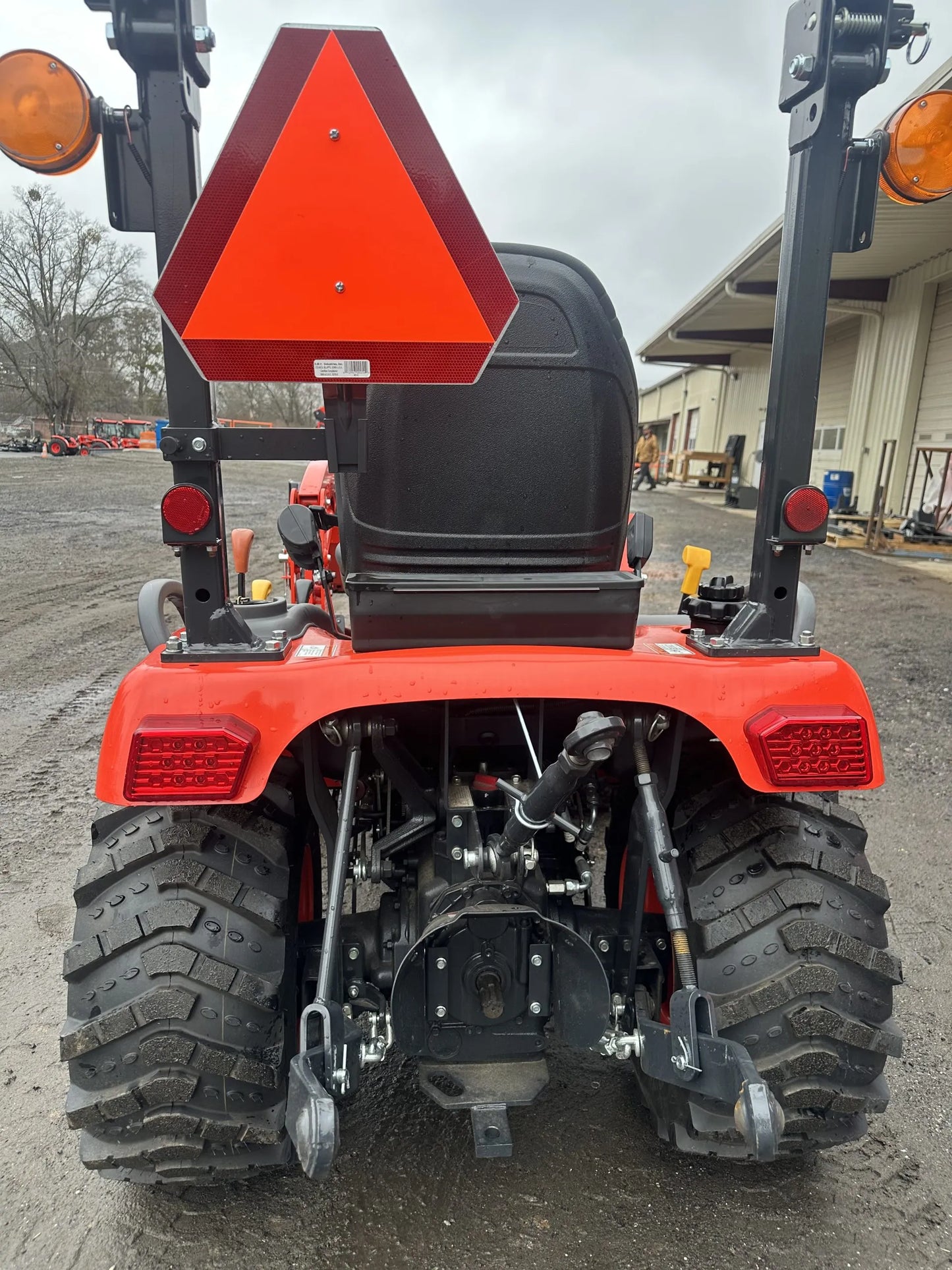 KIOTI | Hydrostatic Compact Tractor with Loader | CS Series | CS2510 | 46.7" Width | 24.5 HP | For Compact Farming & Landscaping