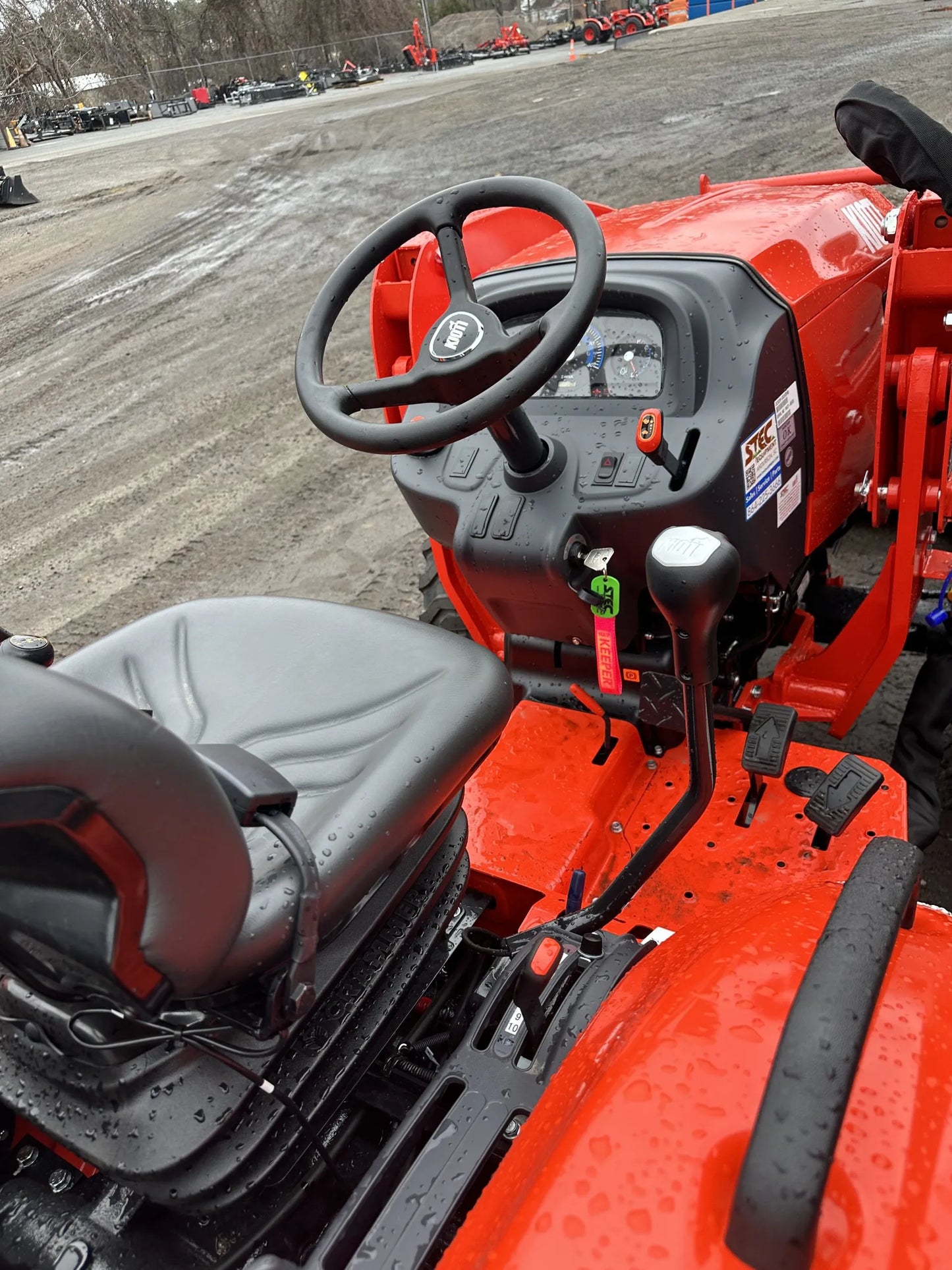KIOTI| Hydrostatic Tractor with Loader | CK2620 | 54.5" Width | 24.5 HP | For Compact Agricultural and Landscaping Tasks