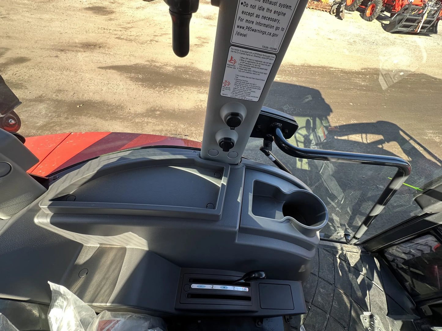 KIOTI | Hydrostatic Cab Tractor | NS4710 | 70.4" Width | 45 HP | For Agricultural