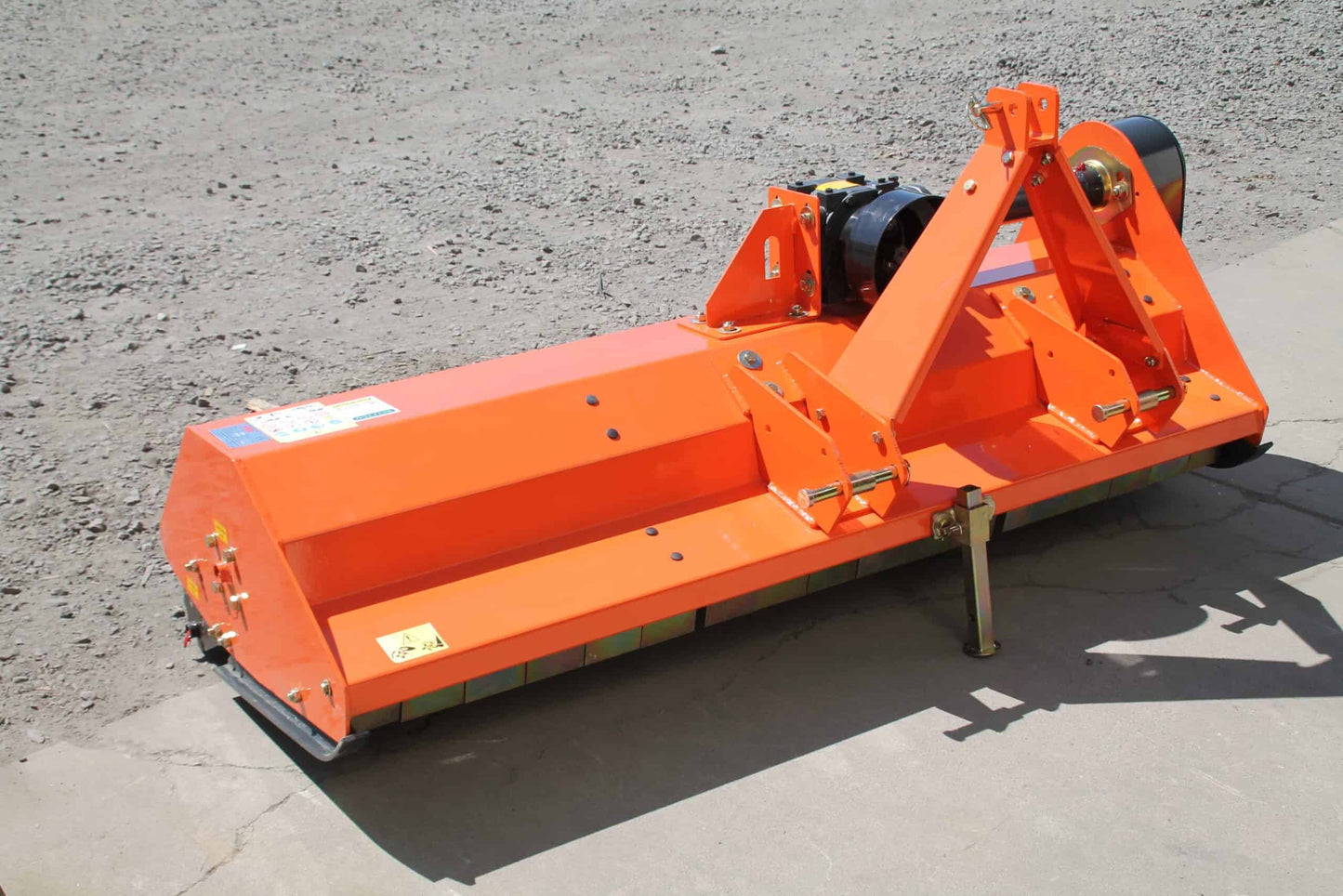 Farmer Helper | Heavy Duty Flail Mower | Model EFGC Series | Width 41" To 77" | Horsepower 20 To 65 HP | For Tractors