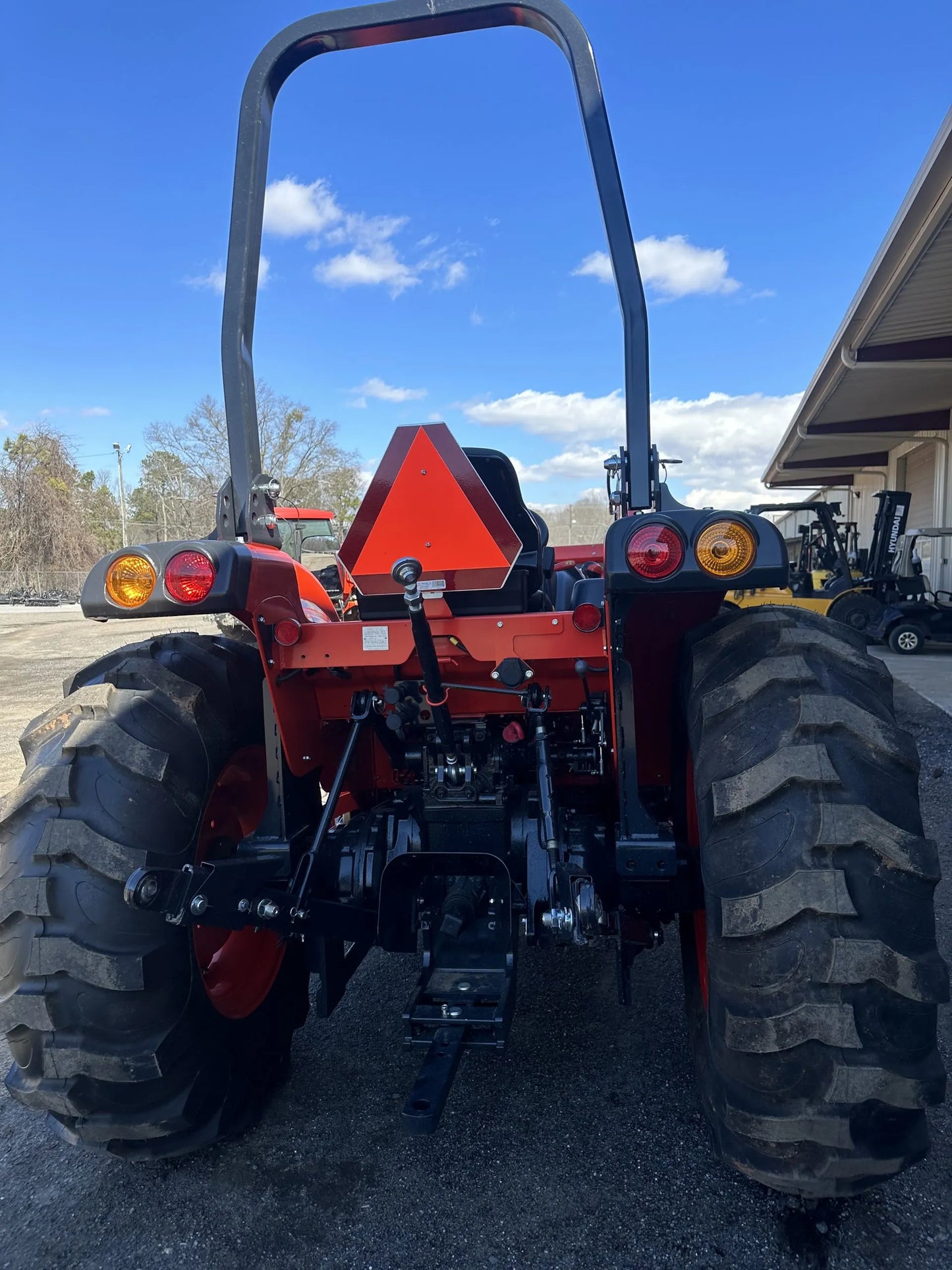 KIOTI | Hydrostatic Tractor | NS4710 | 67.1" Width | 45 HP | For Agricultural and Landscaping