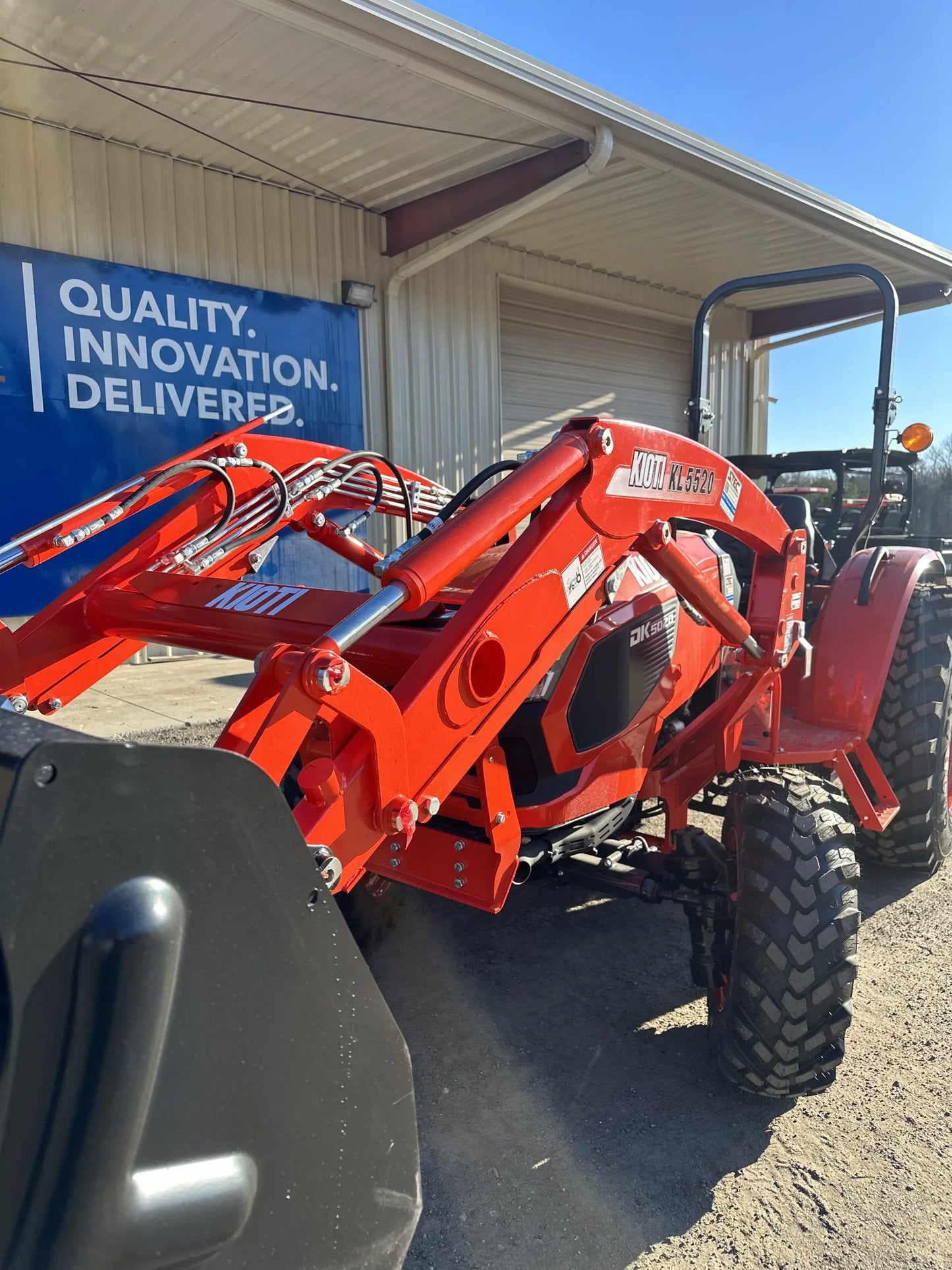 KIOTI | Manual Tractor with Loader | DK5020 | 62.8" Width | 50.3 HP | For Agricultural and Landscaping Tasks