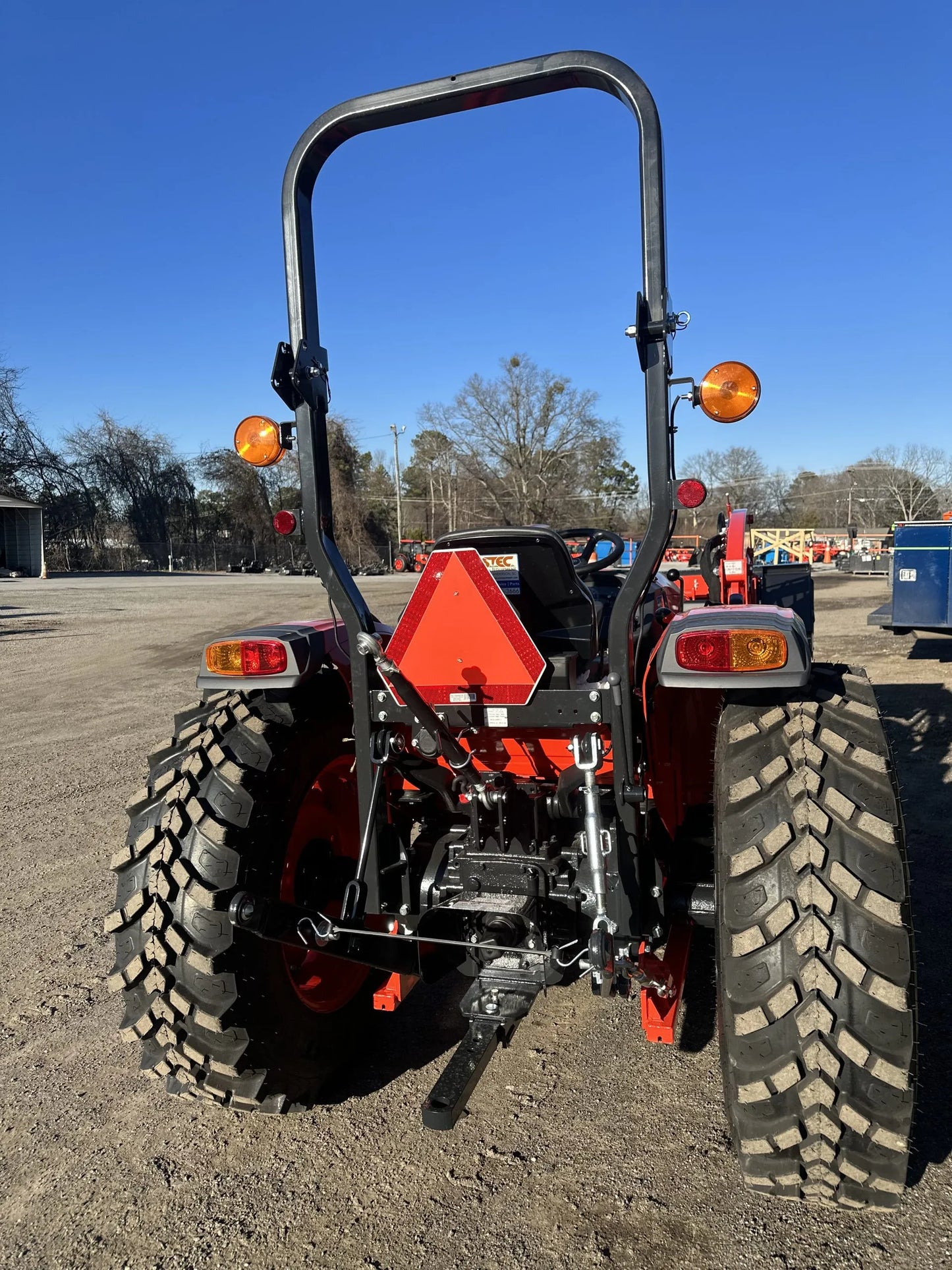 KIOTI | Manual Tractor with Loader | DK5020 | 62.8" Width | 50.3 HP | For Agricultural and Landscaping Tasks