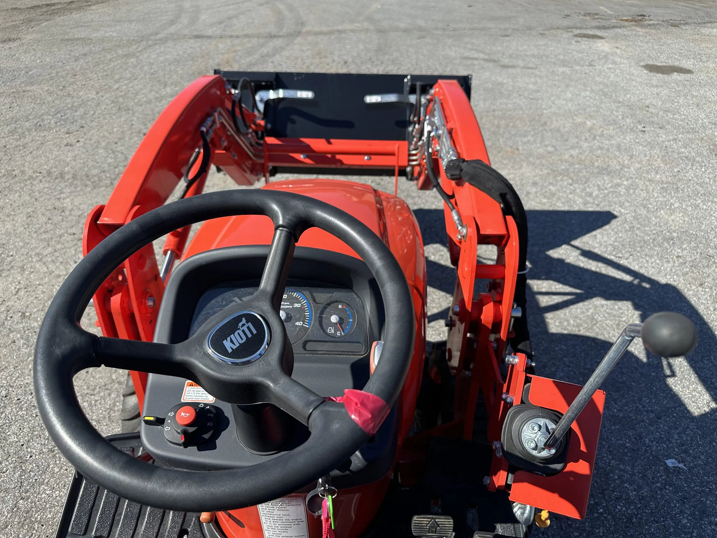 KIOTI | Hydrostatic Tractor with Loader | CS Series | CS2210 | 46.7" Width | 21 HP | For Compact Farming and Landscaping