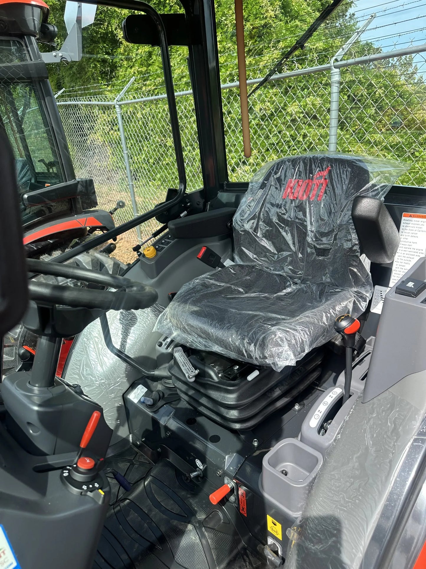 KIOTI | Hydrostatic Cab Tractor with Loader | CK2620SE | 54.5" Width | 24.5 HP | For Agricultural and Landscaping Tasks