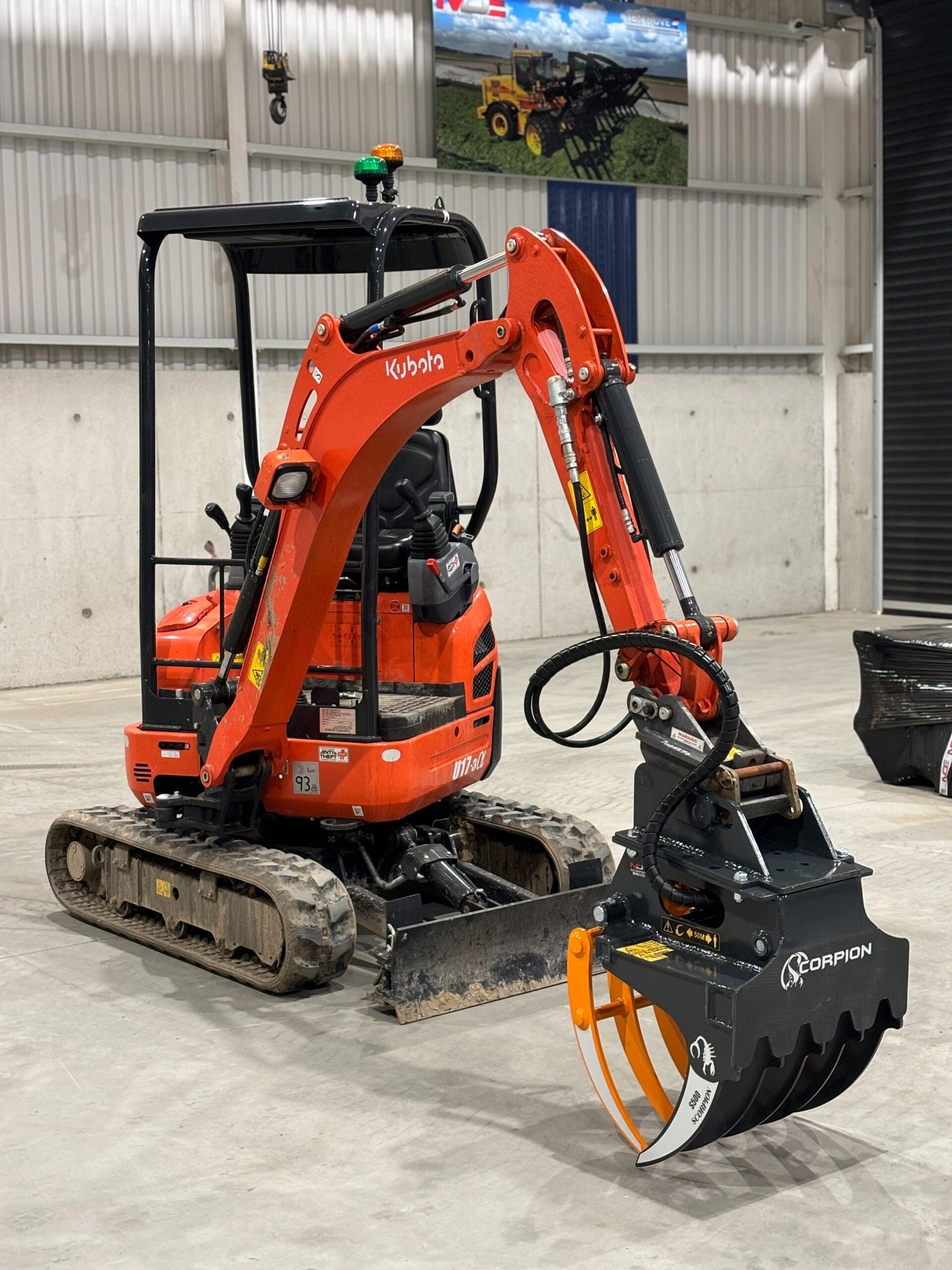 MDE Machinery | Scorpion Grapple | Model S500 To S1900 | Width 26.4" To 75" Inches | Machine Size 1.5 - 55 Tons | For Excavators