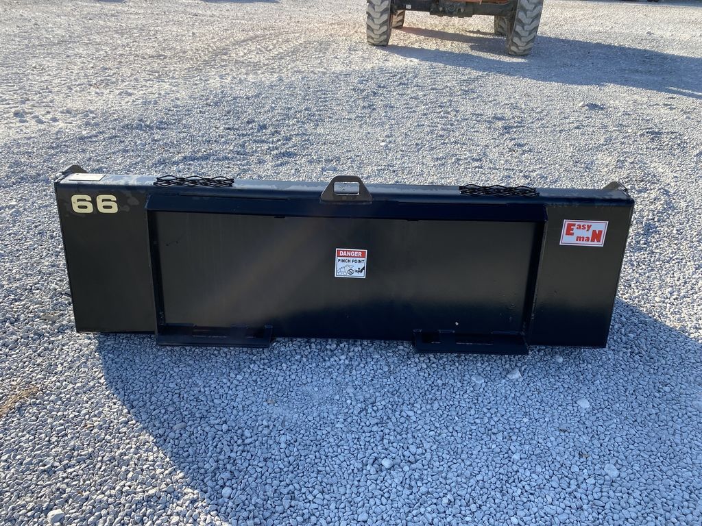 Industrias America Bucket | Width 66" | Height 21.5" | Hydraulic Flow Range 15 To 25 GPM | For Skid Steers