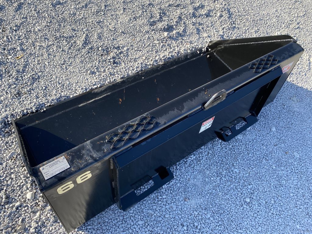 Industrias America Bucket | Width 66" | Height 21.5" | Hydraulic Flow Range 15 To 25 GPM | For Skid Steers