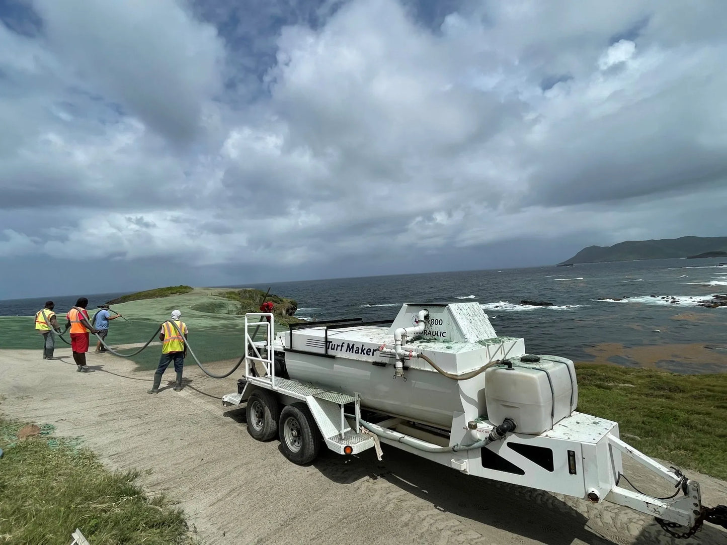 TurfMaker Hydroseeder | Model 800 | Total Capacity 800 Gallons | Skid Frame Width 47" | Double Axle Trailer Option