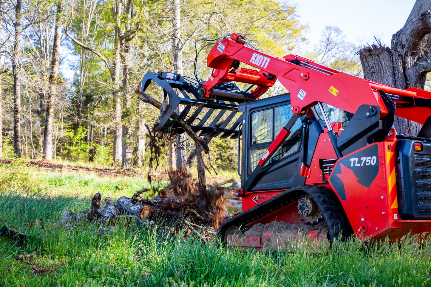KIOTI Compact Track Loader | Model TL750 Flow+ Cab | Width 70.9" | Length 116.1" | Height with Cab 81.9" | Hydraulic Flow 34 GPM | For Heavy-Duty Tasks