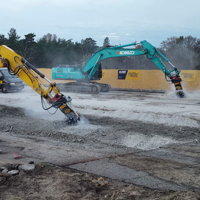 MB Crushers Drum Cutter | Model MB-R800 | Cutting Width 40" | Machine Size 10-17 Tons | For Excavators