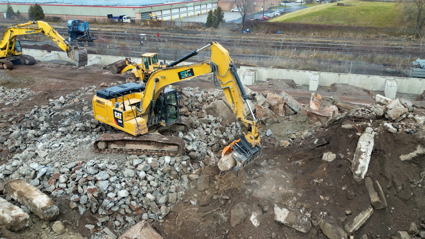 MDE Machinery | Scorpion Grapple | Model S500 To S1900 | Width 26.4" To 75" Inches | Machine Size 1.5 - 55 Tons | For Excavators