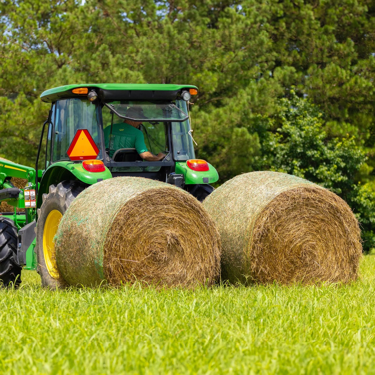 Maxilator | Two Bale Spear | Model MHS-3PH | 4 Spears | Load Capacity 5,000 lbs | Weight 223 lbs | Horsepower 40 To 120 HP | For Tractor