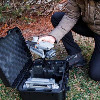 DJI | Essential Matrice 4T | Thermal Recovery Kit | 34 MPH Max Speed | 30MP Zoom | 3 Hours Flight Time | Wildlife & SAR