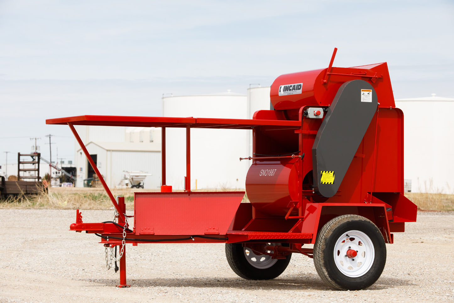 Kincaid Peanut Thresher | Spike-Tooth Cylinder | Heavy-Gauge Metal Build | 13" Inches Towable Wheels