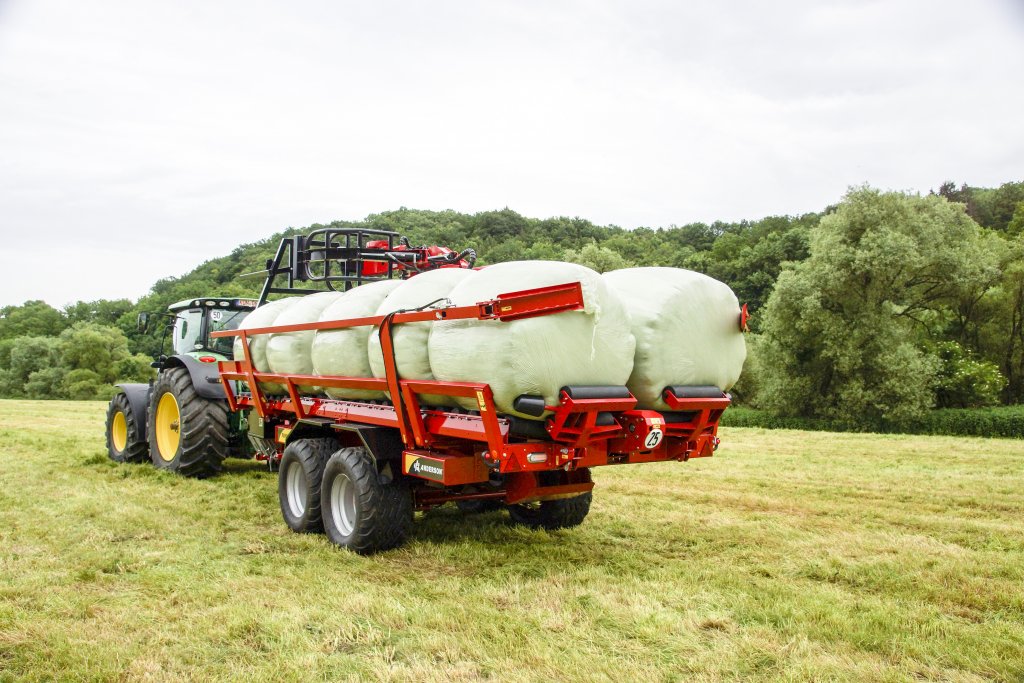 Anderson Bale Trailer | Model RBM Pro 1400 & 2000 | Width 8' 4" | Horsepower 130+ HP | For Tractors