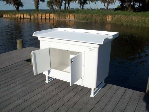 RIO MARINE CUSTOMS | Rough Water Deluxe Fish Cleaning Station | Model FCS-CAB-LG | 54" W x 32" D | Starboard Surface | Universal Dock
