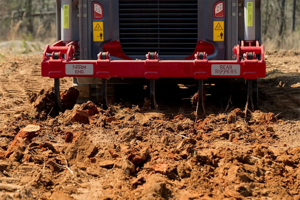 Solesbee’s | Hydraulic Rear Ripper | Models SSGR Series | Width 39" To 71" Inches | Hydraulic Flow 15 To 25 GPM | For Skid Steer