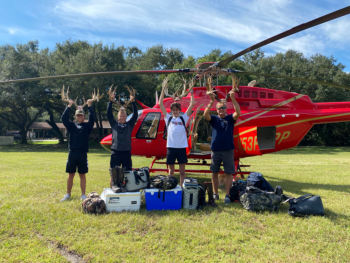 Florida Whitetail Deer Hunting Trip - High Fenced