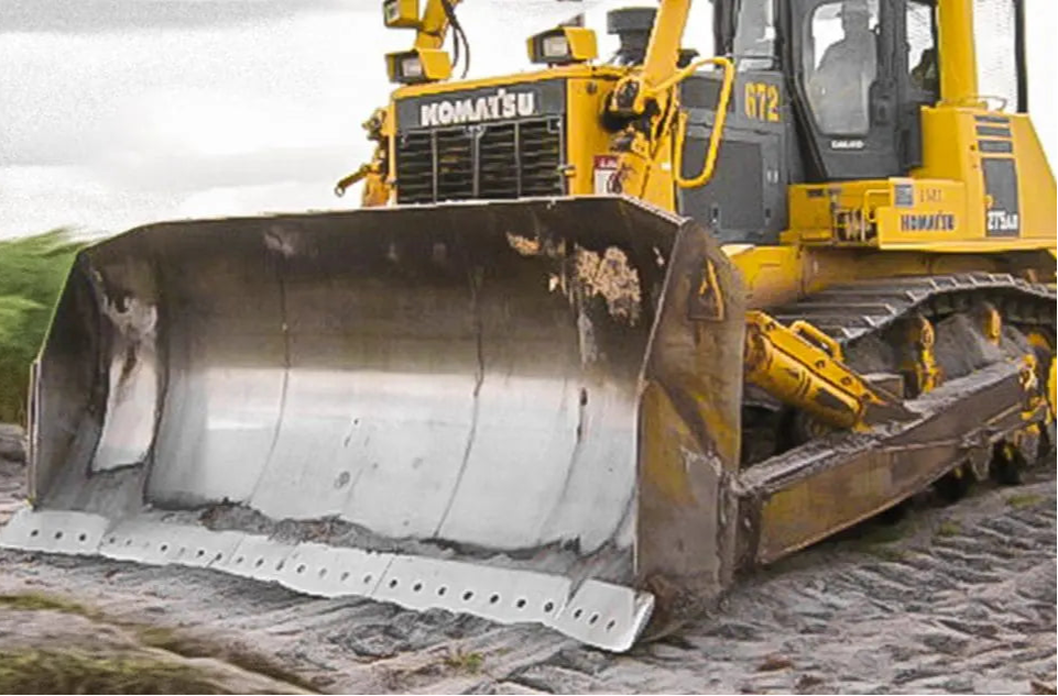 Bedrock Attachments Heavy-Duty U Blade | Model BBD8U-1 | Width: 177.2" | Weight: 4,850kg | For Bulldozer