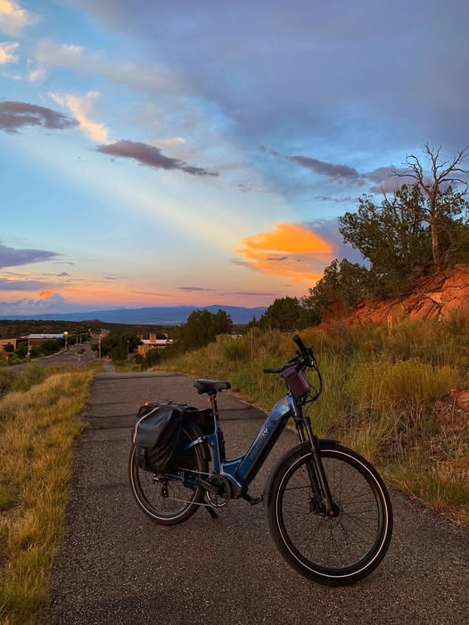 Himiway | Electric Bike | Model A7 Commuter | 27.5 x 2.4” Tires | 750W Hub Motor | 65 Mile Range | 400 lb Payload | Full Suspension Comfort | For Urban Comfort & All-Terrain Exploration