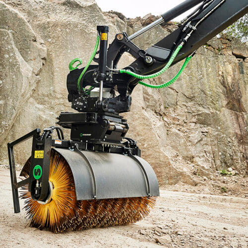 Steelwrist Sweepers | Model SW1000, SW1500, SW2000 | Width 39", 59", 78" Inches | Machine Size 5-33 Tons | For Excavators