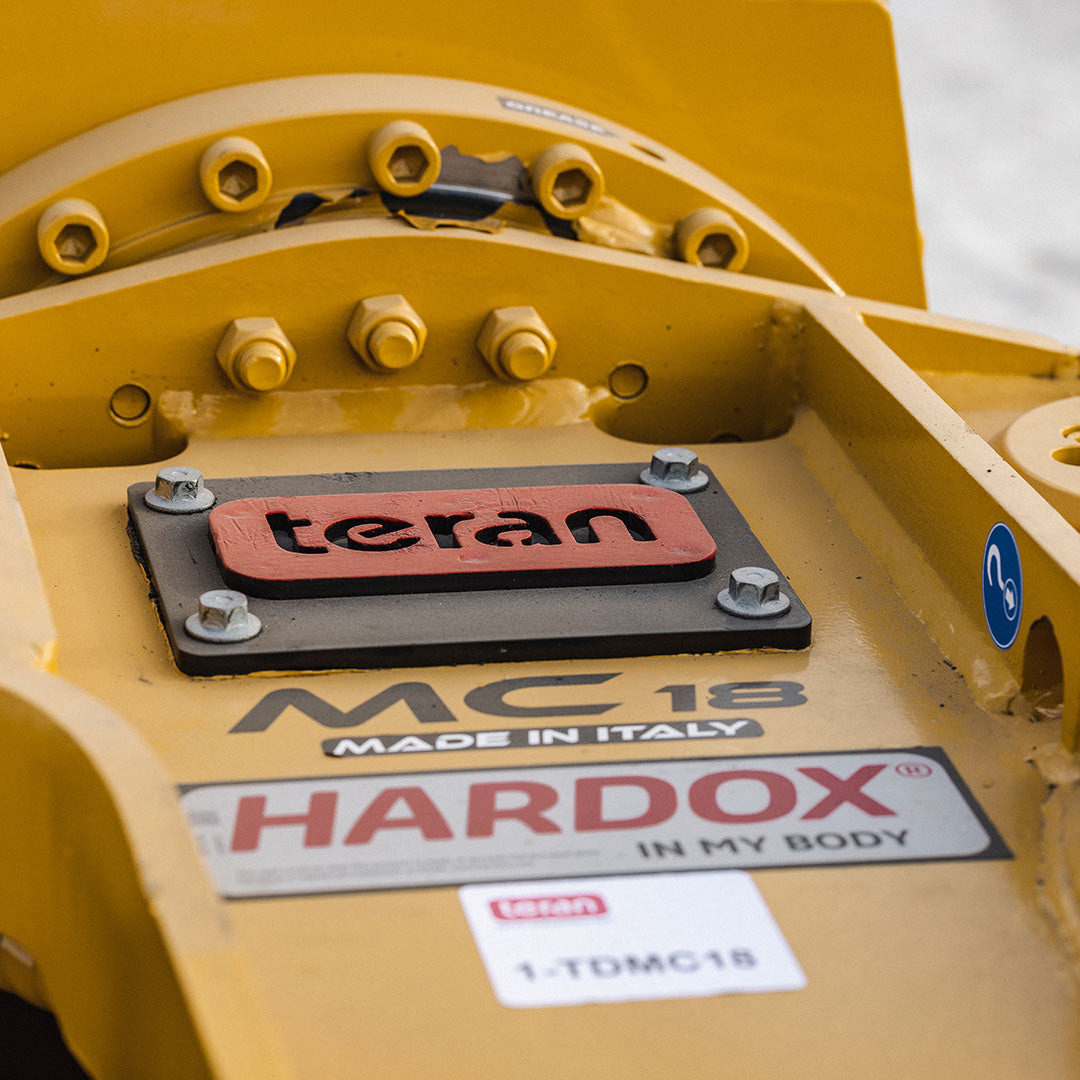 TERAN TDMC18 MULTI SYSTEM WITH CRUSHER JAWS, EXCAVATOR ATTACH