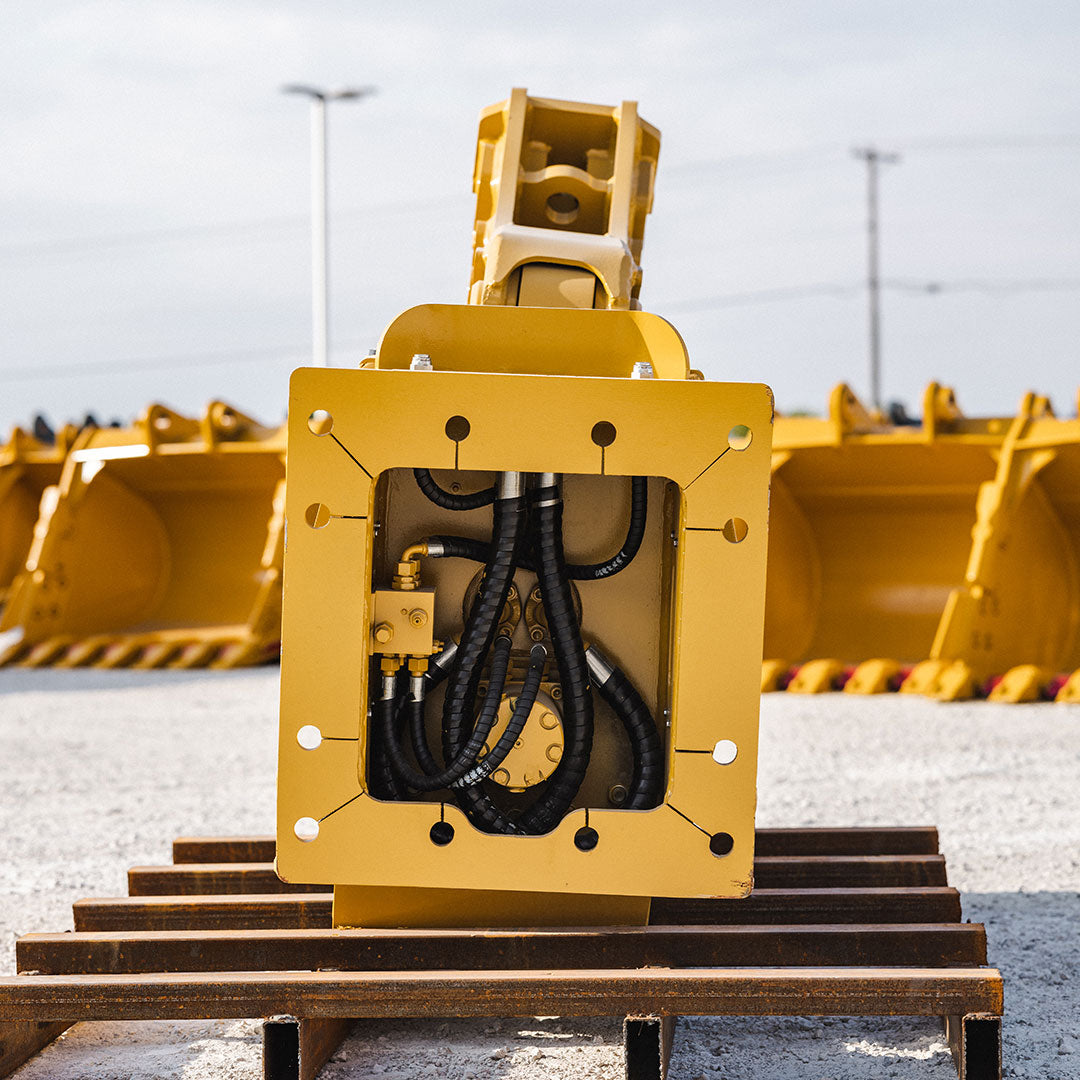 Teran 4400" lbs TDRV20 Rotating Pulverizer, Excavator Attach