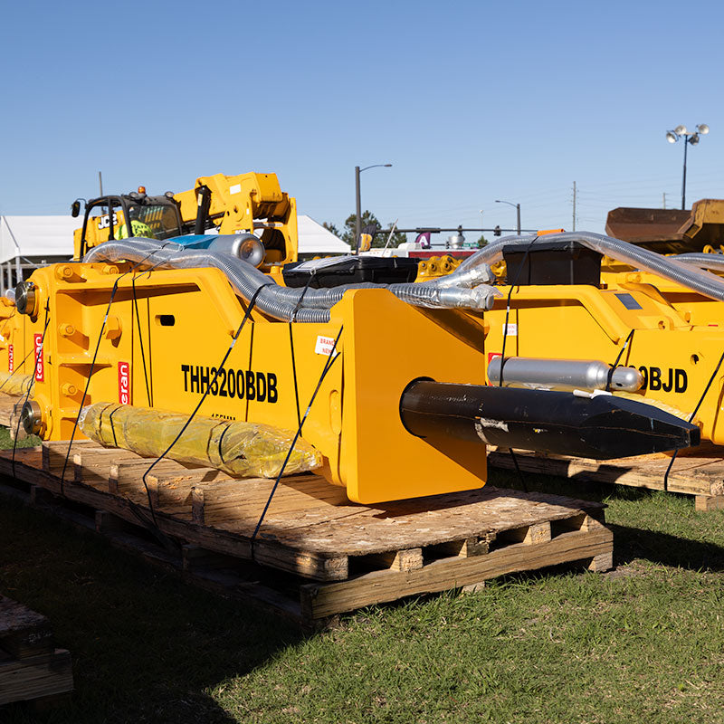 TERAN THH3200B HYDRAULIC BREAKER -CAT 330D/336D/E ALL 32-42 TON, EXCAVATOR ATTACH