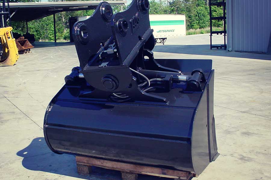 TAG Tilt Bucket | Heavy Duty Dual-Cylinder 45° Tilt | 30"–72" Width | Bucket Weight 428–2,455 lbs | 3–22 Ton | For Excavators