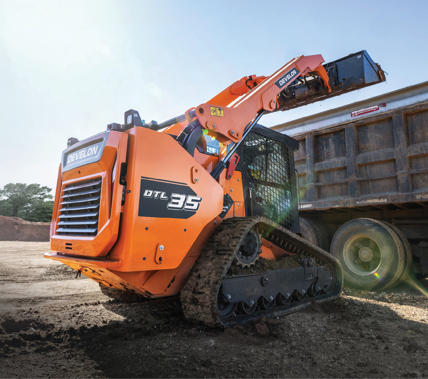 Develon | Compact Track Loader | Model DTL35 | Capacity 1.9 Tons | Horsepower 115.3 HP | For Construction, Landscaping, & Material Handling